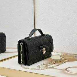 Picture of Dior Handbags _SKUfw239320735fw